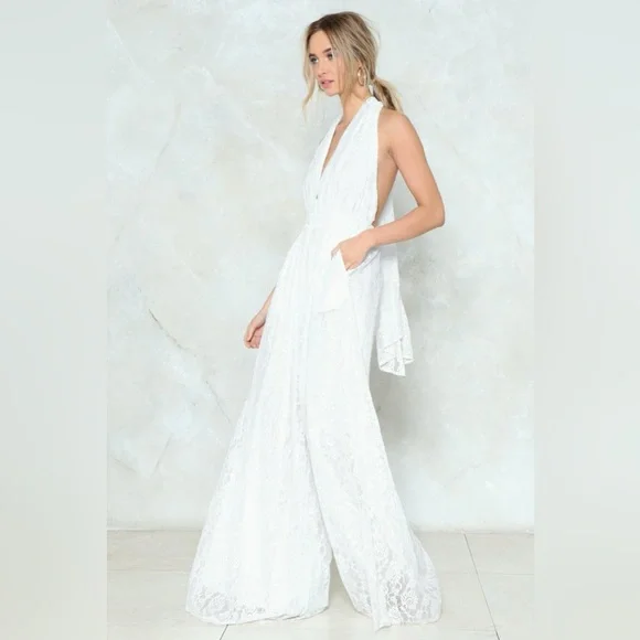 Lace Your Fears Wide-Leg Halter Maxi Jumpsuit – Size 6- - Picture 8 of 15